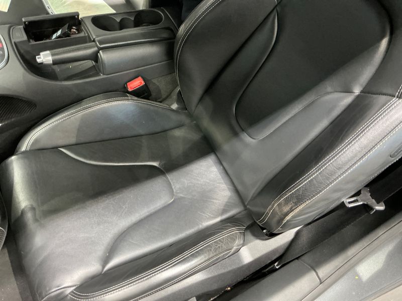 Audi R8 5.2 V10 FSI quattro 2011 – снимка 24