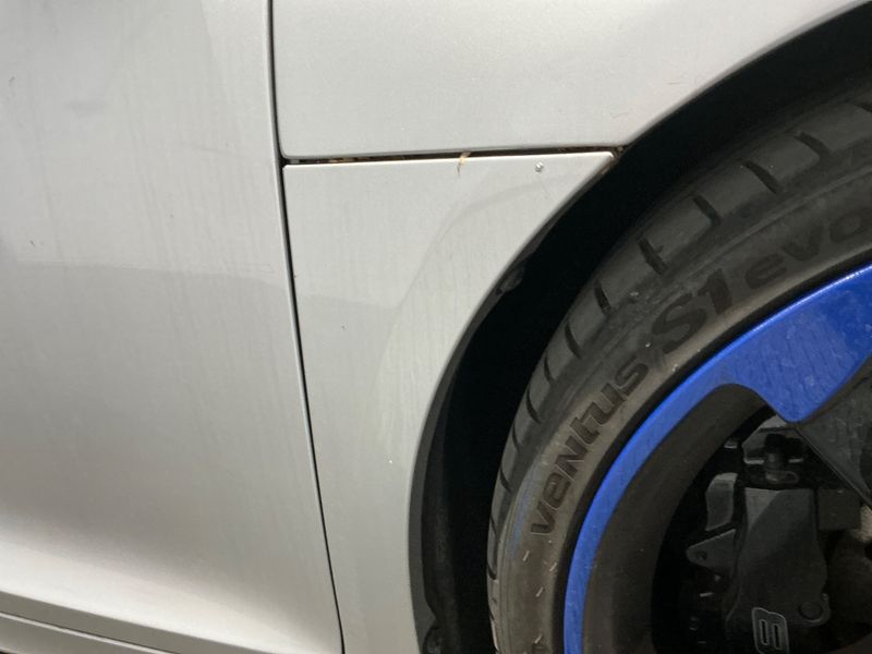 Audi R8 5.2 V10 FSI quattro 2011 – снимка 21