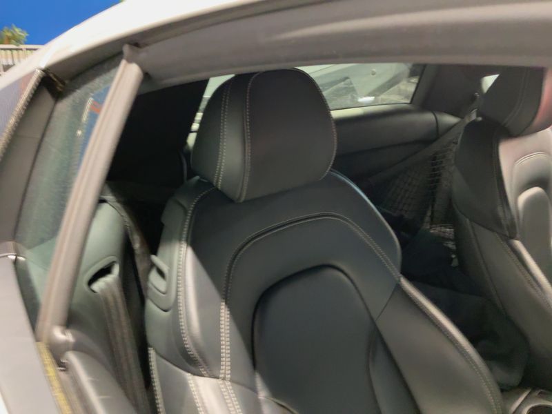 Audi R8 5.2 V10 FSI quattro 2011 – снимка 19