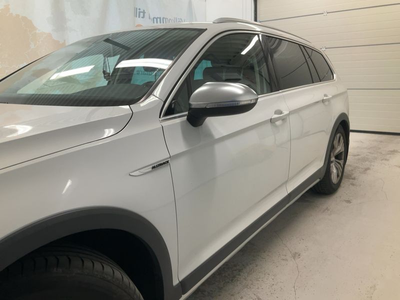 Volkswagen Passat Alltrack 2.0 TDI 4Motion BlueMotion Tech 2016 – снимка 4