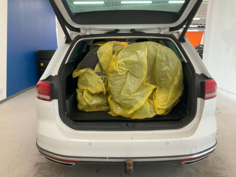 Volkswagen Passat Alltrack 2.0 TDI 4Motion BlueMotion Tech 2016 – снимка 16