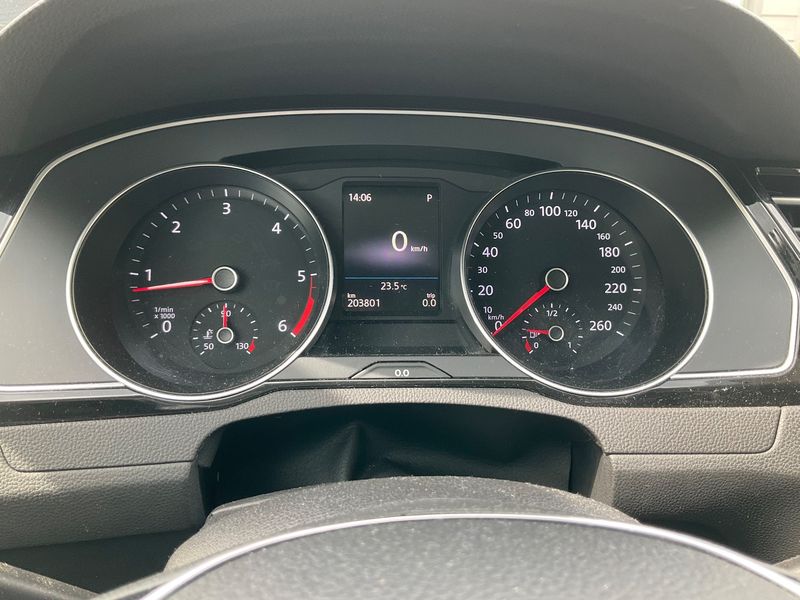 Volkswagen Passat Alltrack 2.0 TDI 4Motion BlueMotion Tech 2016 – снимка 19