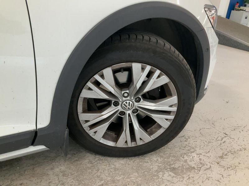 Volkswagen Passat Alltrack 2.0 TDI 4Motion BlueMotion Tech 2016 – снимка 11