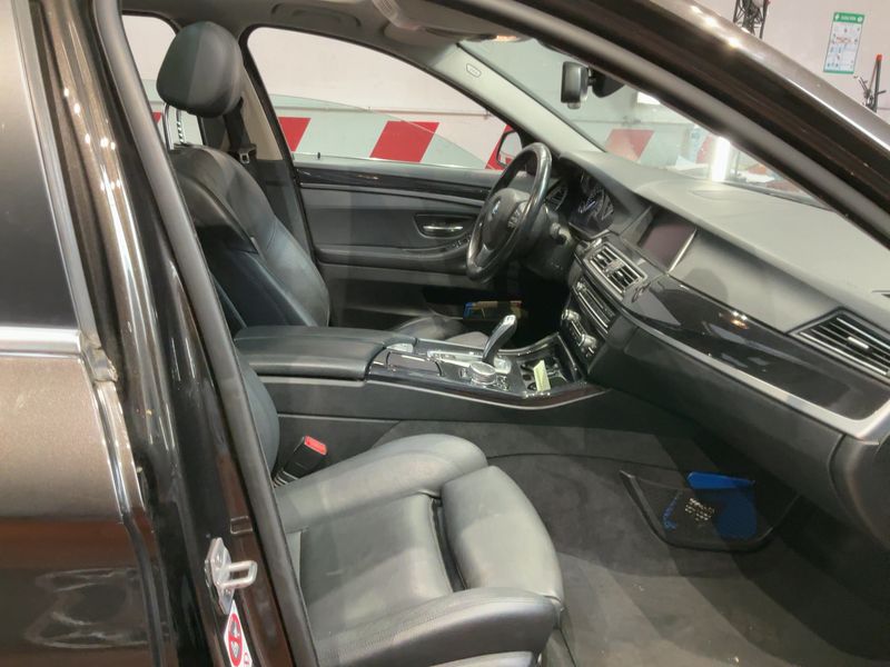 BMW 5er 520d 2015 – снимка 11