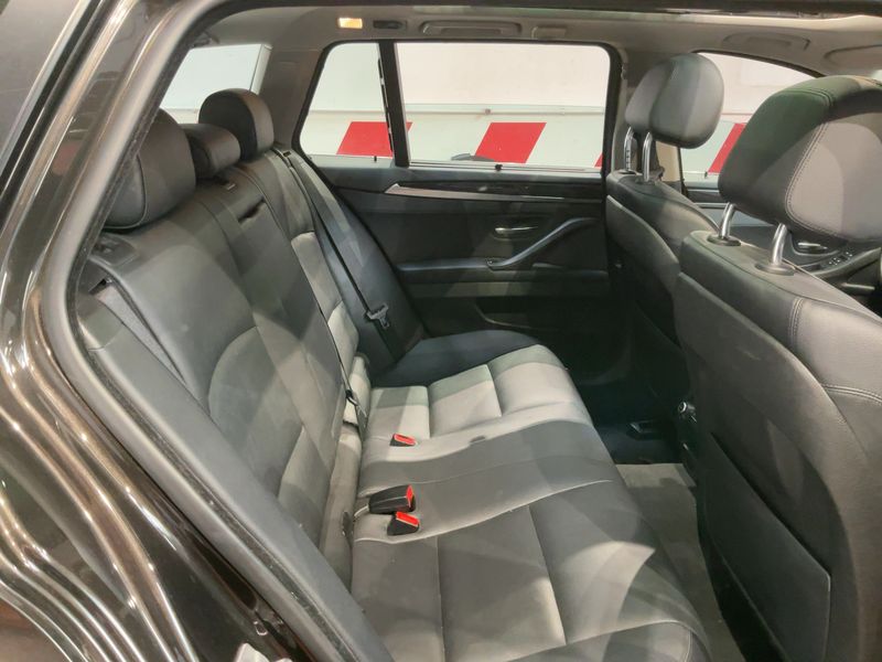 BMW 5er 520d 2015 – снимка 14