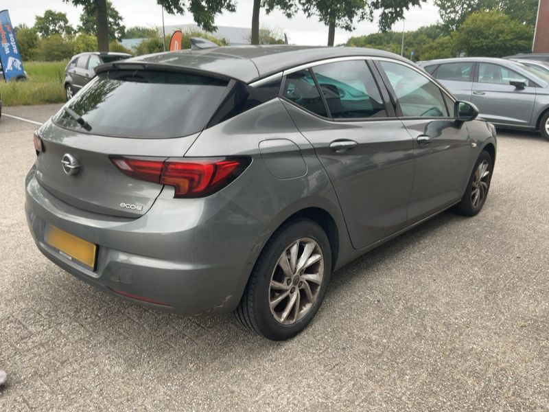 Opel Astra 1.0 Turbo Innovation Start&Stop 2017 – снимка 8