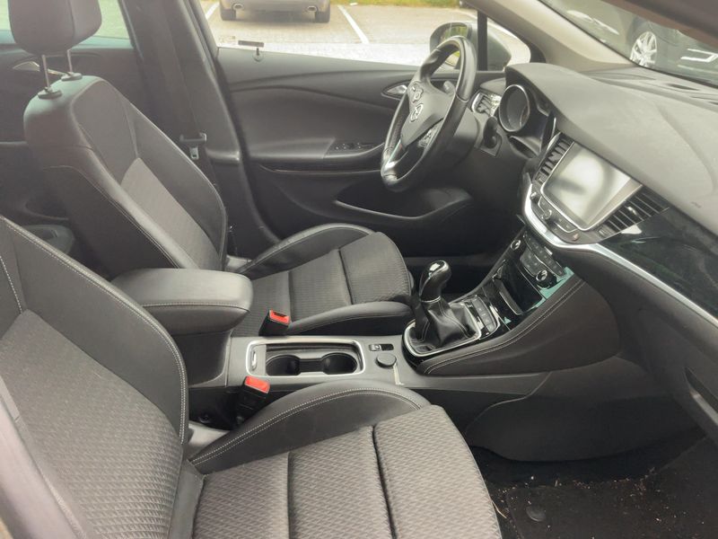 Opel Astra 1.0 Turbo Innovation Start&Stop 2017 – снимка 16