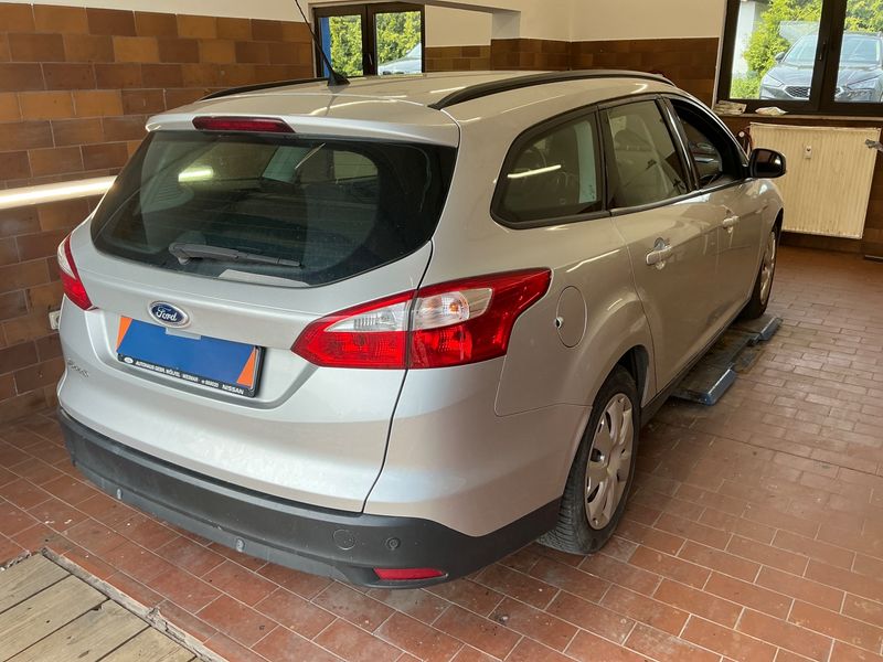 Ford Focus 1.6 TDCi Trend 2014 – снимка 2
