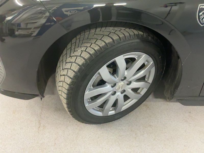 Peugeot 308 1.2 PureTech GT 2023 – снимка 3