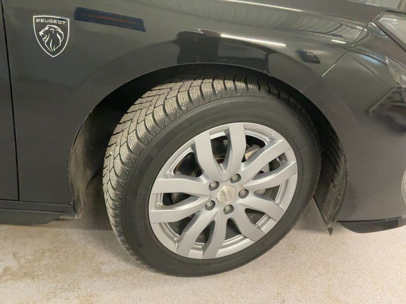 Peugeot 308 1.2 PureTech GT 2023 – снимка 11
