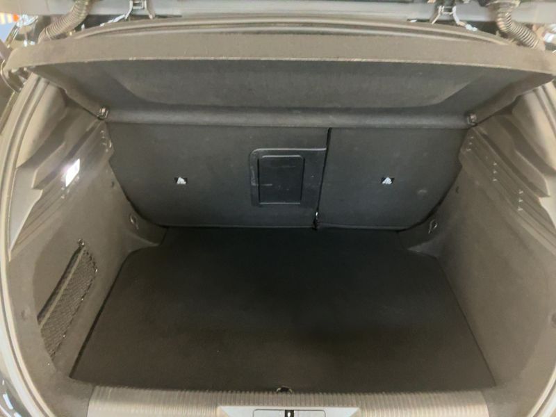 Peugeot 308 1.2 PureTech GT 2023 – снимка 16