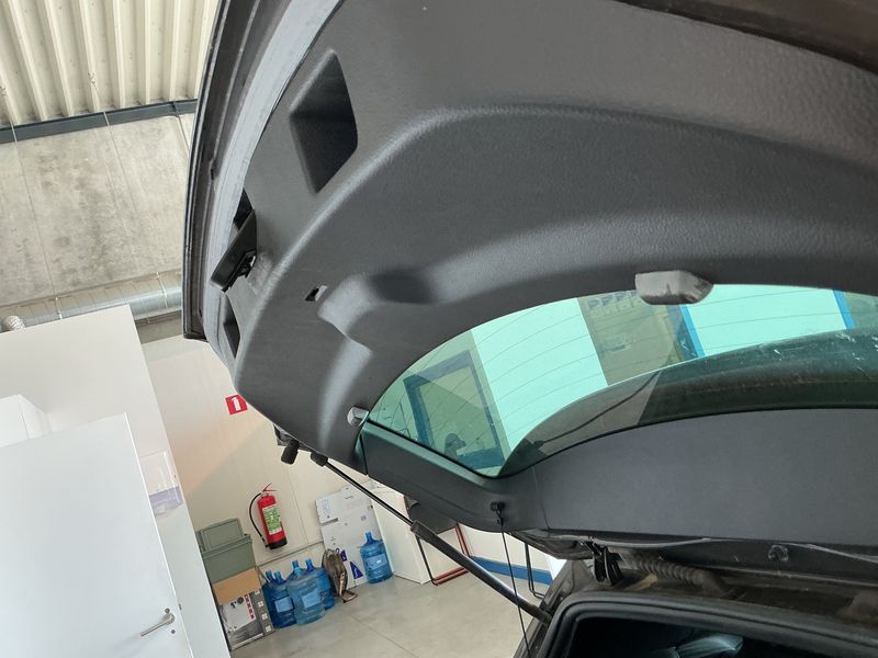 Volkswagen Scirocco 1.4 TSI Life 2014 – снимка 24