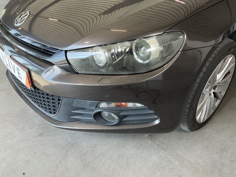 Volkswagen Scirocco 1.4 TSI Life 2014 – снимка 40