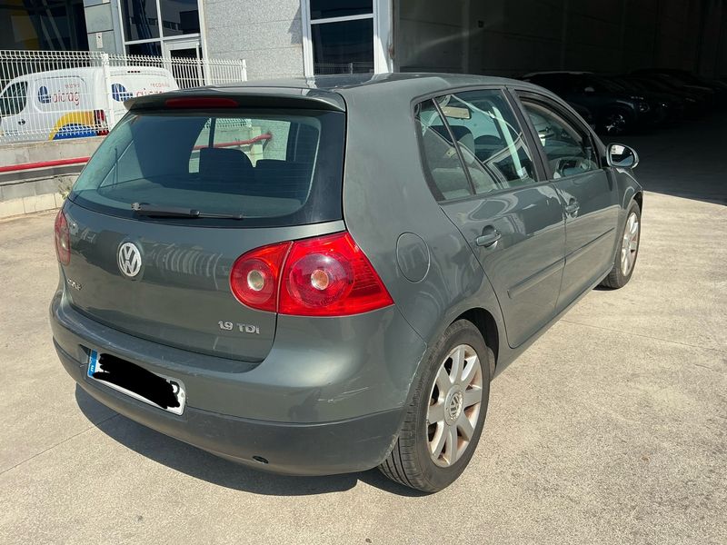 Volkswagen Golf V 1.9 TDI Sportline 2004 – снимка 2