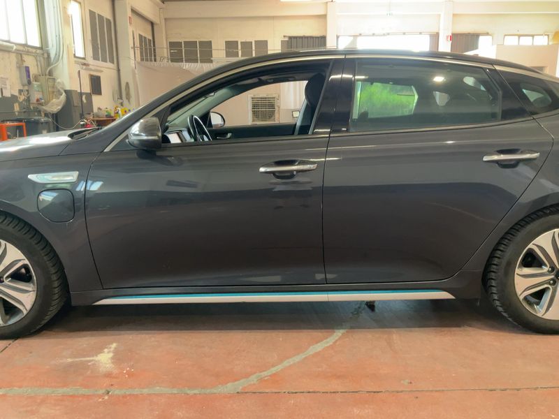 Kia Optima 2.0 Hybrid Base 2017 – снимка 4