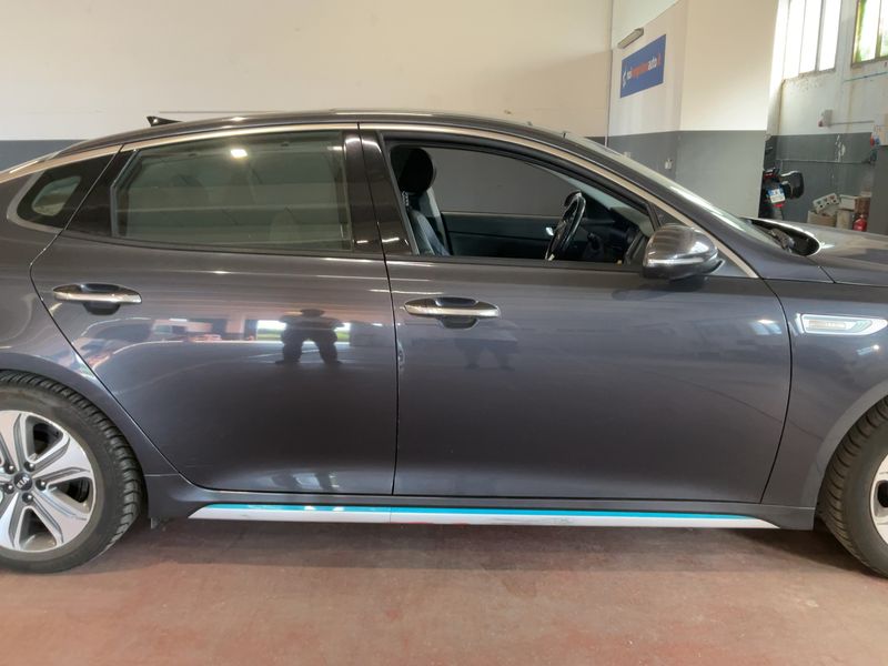 Kia Optima 2.0 Hybrid Base 2017 – снимка 10