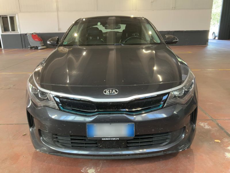 Kia Optima 2.0 Hybrid Base 2017 – снимка 14