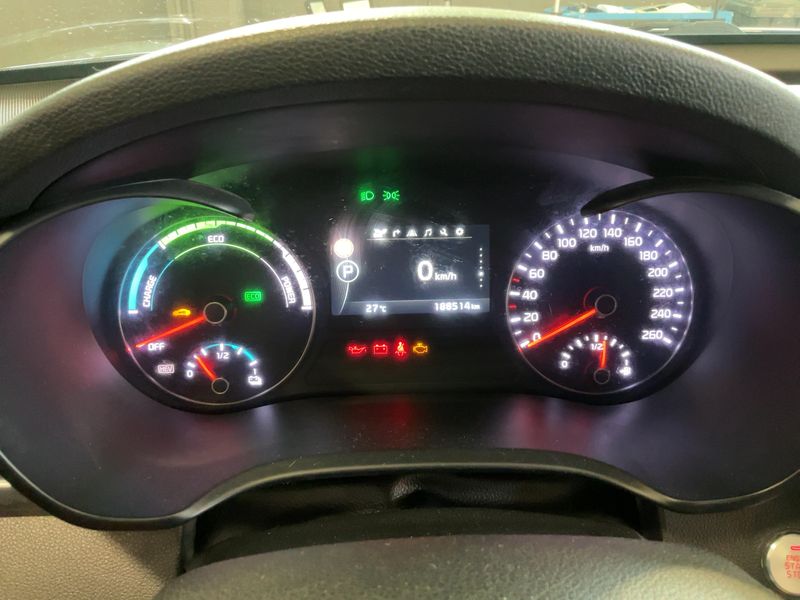 Kia Optima 2.0 Hybrid Base 2017 – снимка 18