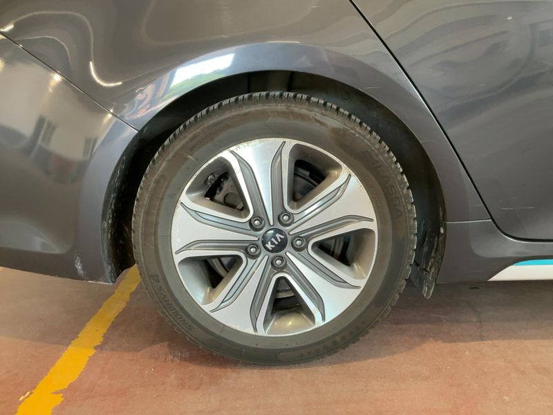 Kia Optima 2.0 Hybrid Base 2017 – снимка 9