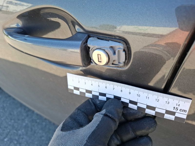 Peugeot 208 1.2 PureTech Signature 2018 – снимка 35