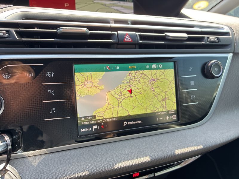 Citroen C4 Spacetourer 1.5 Blue-HDi Selection 2020 – снимка 13