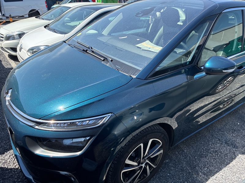 Citroen C4 Spacetourer 1.5 Blue-HDi Selection 2020 – снимка 2