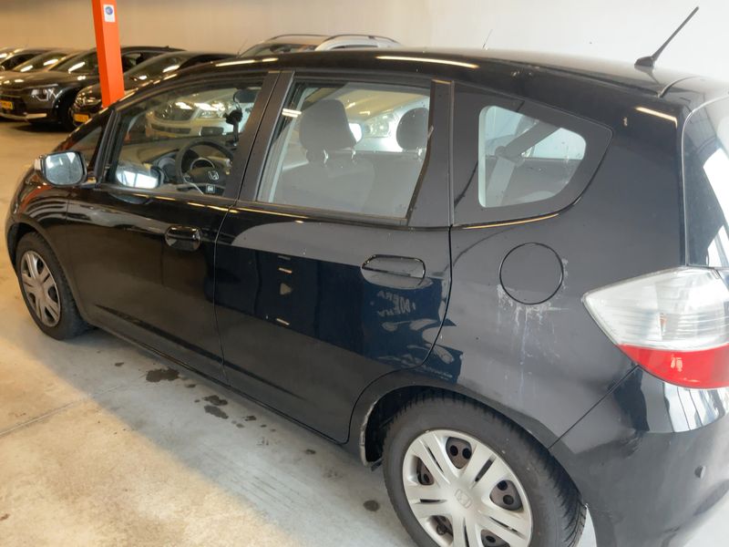 Honda Jazz 1.4 Comfort 2010 – снимка 4