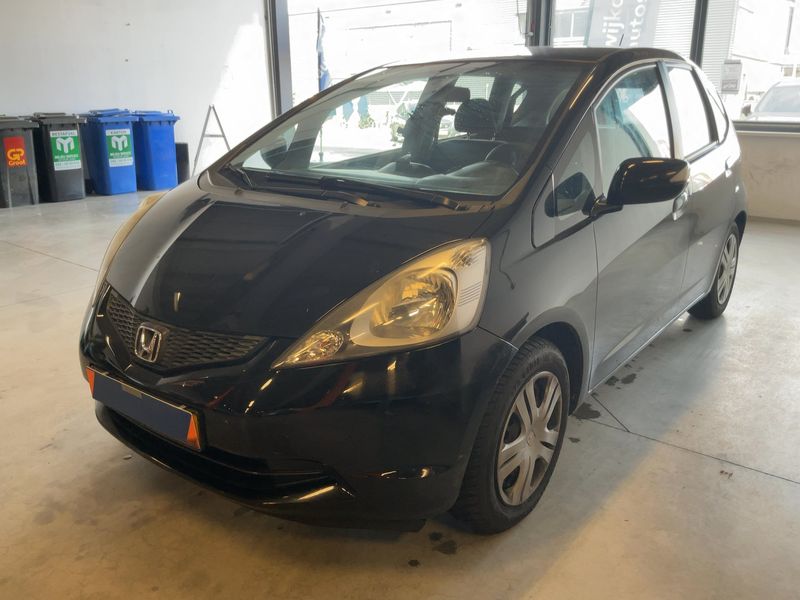 Honda Jazz 1.4 Comfort 2010 – снимка 2