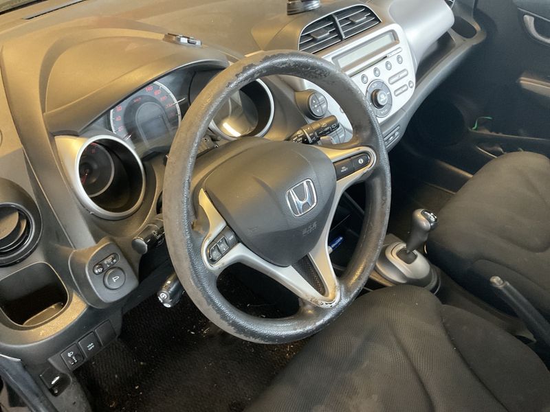 Honda Jazz 1.4 Comfort 2010 – снимка 29