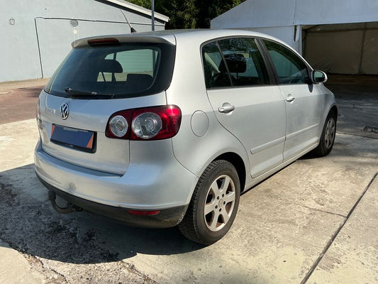Volkswagen Golf V Plus 1.6 FSI Comfortline 2005 – снимка 2