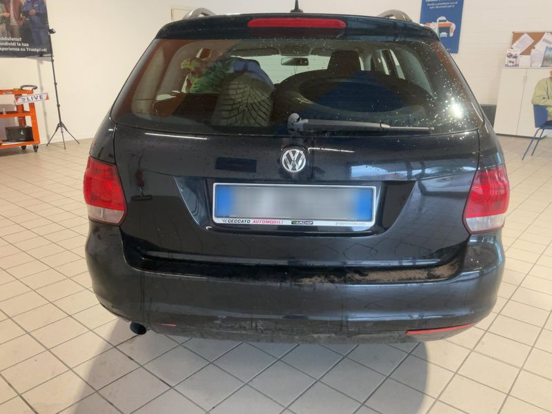 Volkswagen Golf VI 1.6 TDI Highline 2010 – снимка 5