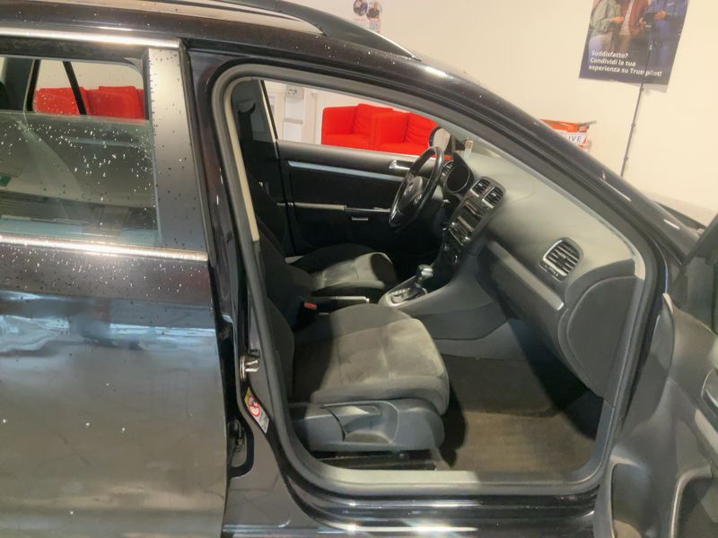Volkswagen Golf VI 1.6 TDI Highline 2010 – снимка 11