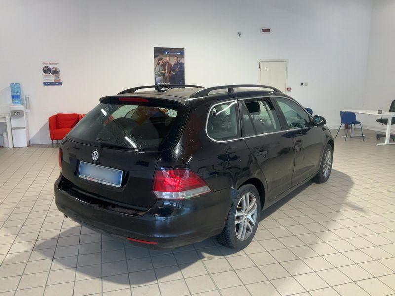Volkswagen Golf VI 1.6 TDI Highline 2010 – снимка 6