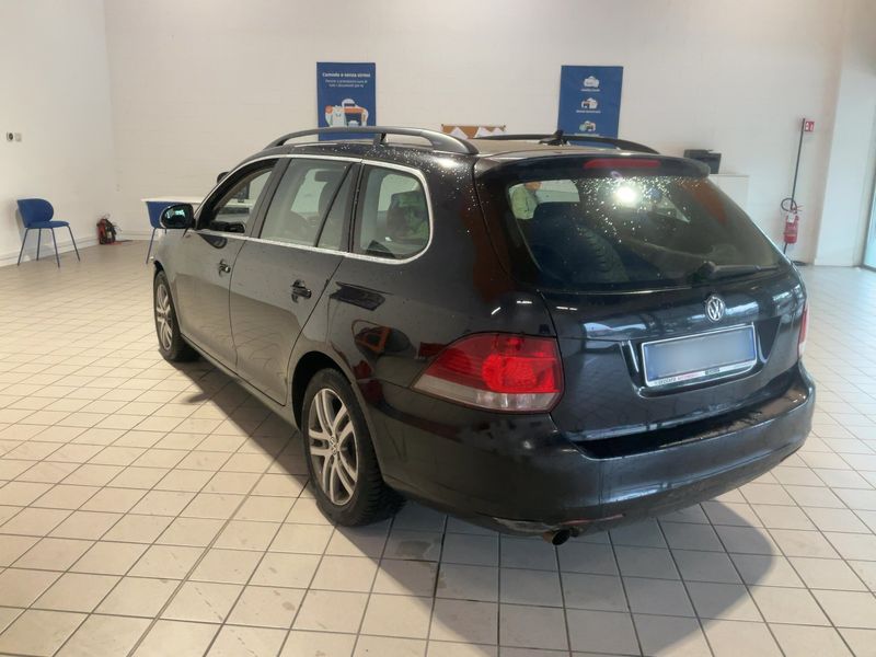 Volkswagen Golf VI 1.6 TDI Highline 2010 – снимка 3