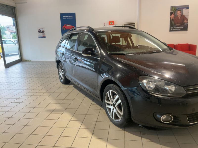 Volkswagen Golf VI 1.6 TDI Highline 2010 – снимка 8