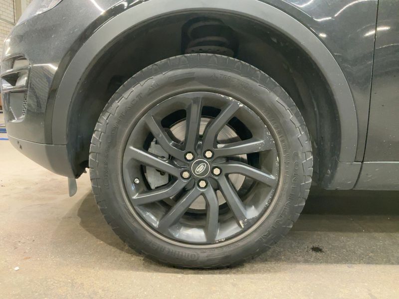 Land Rover Discovery Sport 2.0 Turbo SE AWD 2019 – снимка 3