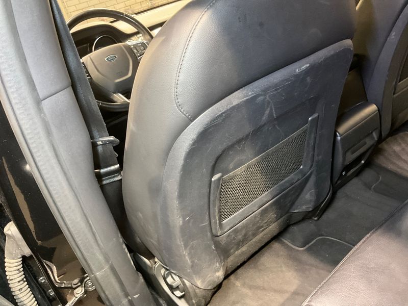 Land Rover Discovery Sport 2.0 Turbo SE AWD 2019 – снимка 38
