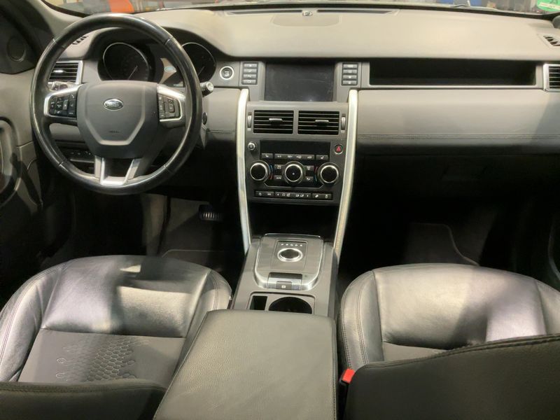Land Rover Discovery Sport 2.0 Turbo SE AWD 2019 – снимка 18