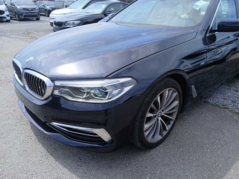 BMW 5er 540d xDrive Luxury Line 2018 – снимка 2