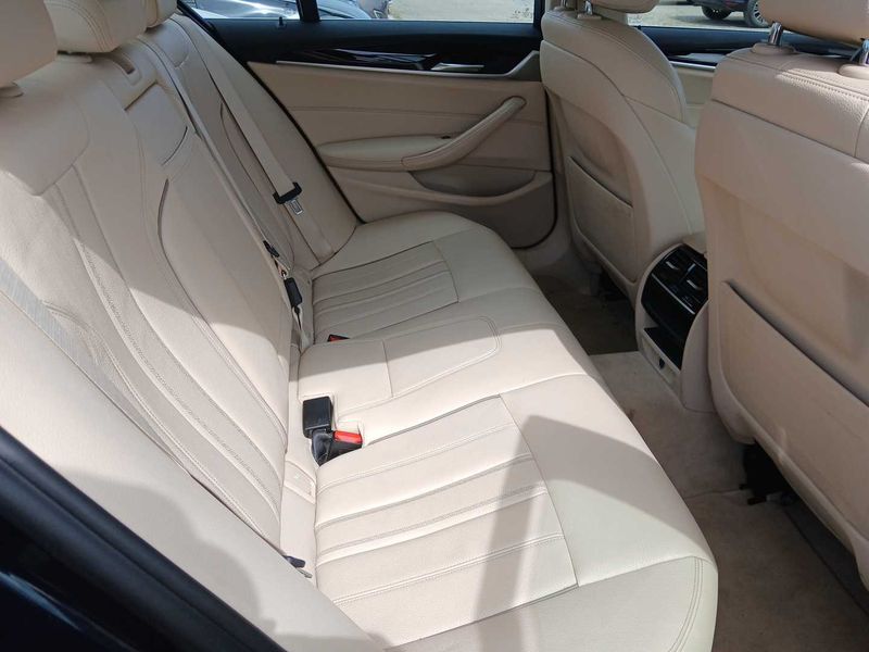BMW 5er 540d xDrive Luxury Line 2018 – снимка 14