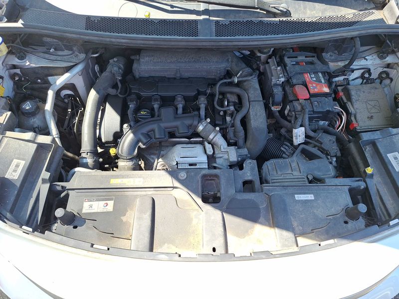Peugeot 3008 1.6 THP GT Line 2017 – снимка 8