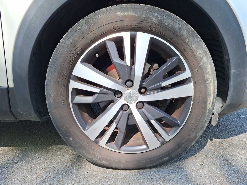 Peugeot 3008 1.6 THP GT Line 2017 – снимка 24