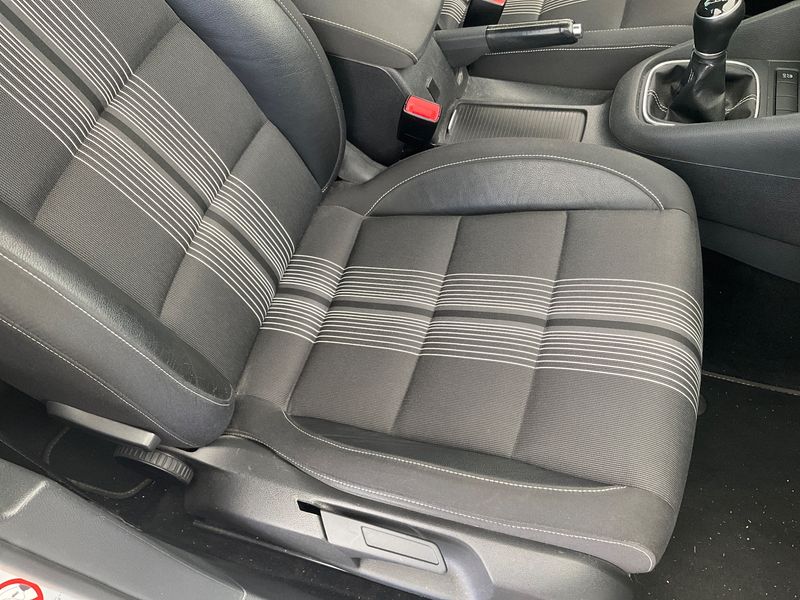 Volkswagen Golf VI 1.2 TSI Match 2012 – снимка 31