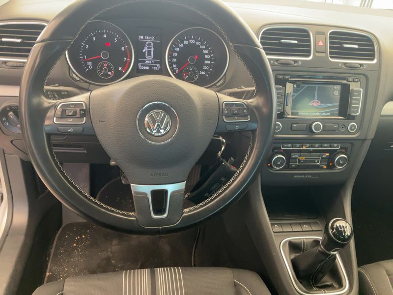 Volkswagen Golf VI 1.2 TSI Match 2012 – снимка 17