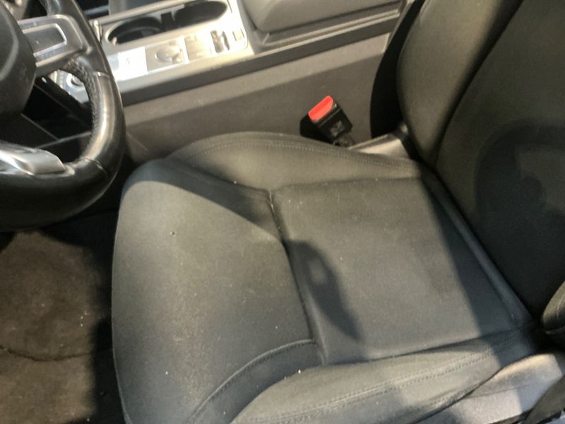 Land Rover Discovery 5 2.0 Td4 SE 2017 – снимка 28