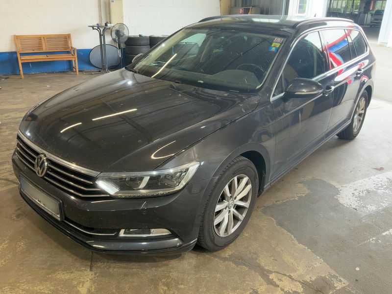 Volkswagen Passat 2.0 TDI Comfortline BlueMotion Tech 2018 – снимка 1
