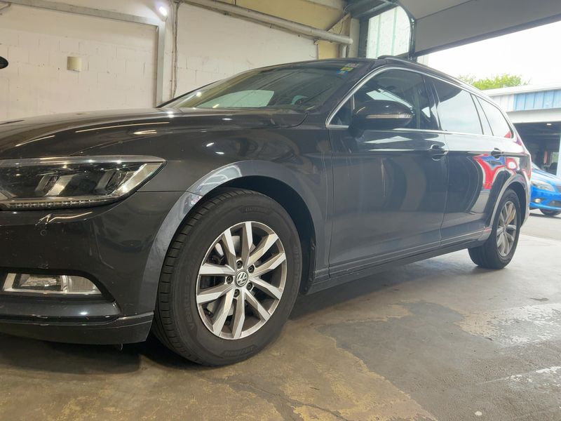 Volkswagen Passat 2.0 TDI Comfortline BlueMotion Tech 2018 – снимка 2