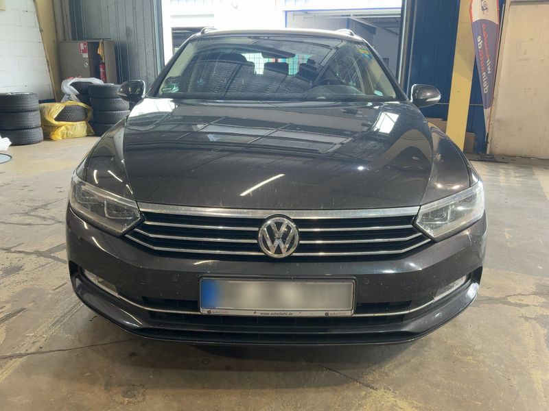 Volkswagen Passat 2.0 TDI Comfortline BlueMotion Tech 2018 – снимка 14