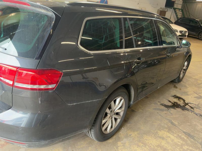 Volkswagen Passat 2.0 TDI Comfortline BlueMotion Tech 2018 – снимка 8