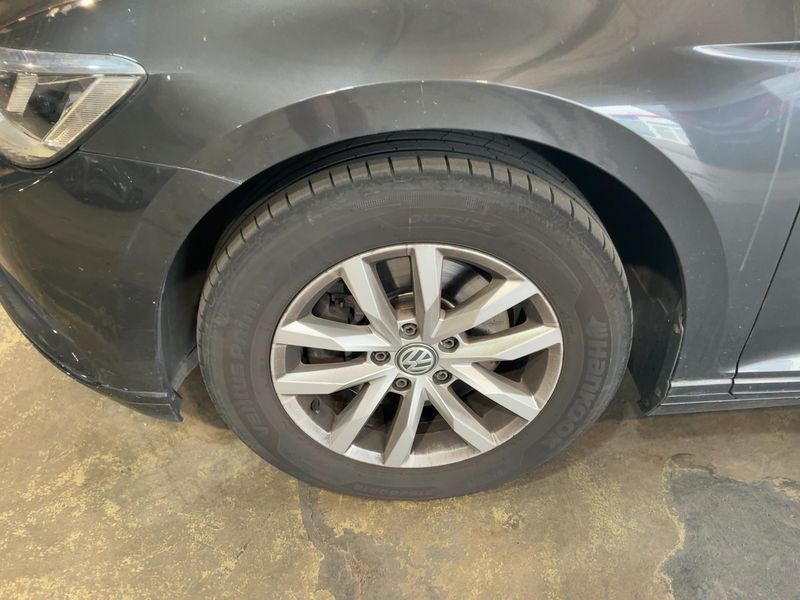 Volkswagen Passat 2.0 TDI Comfortline BlueMotion Tech 2018 – снимка 3
